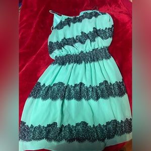 Enfocus Studio Women's Green and Black Dress